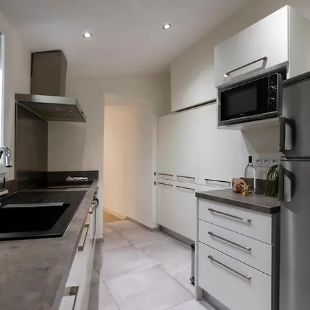 Les Classees De La Citadelle, Genoise,clim & Calme Lägenhet